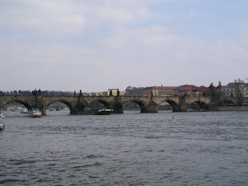 P3280041